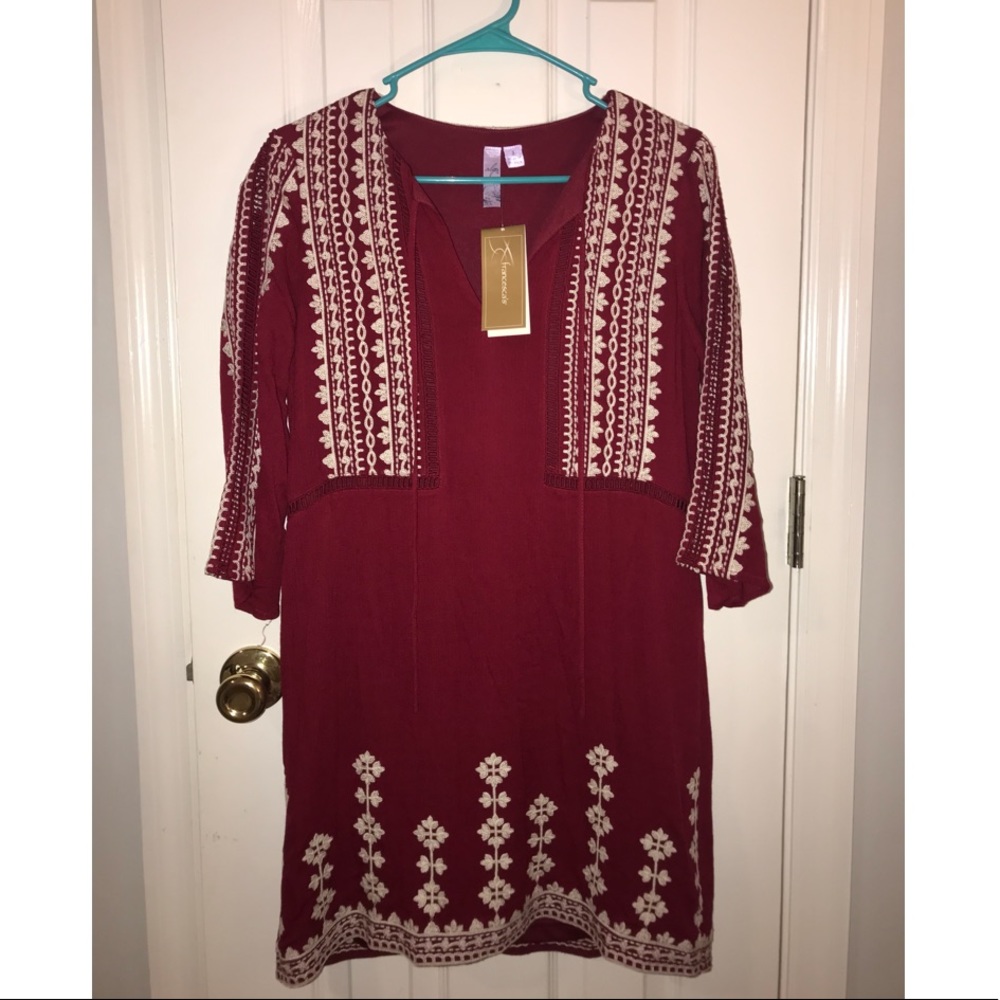 NWT Francesca’s Dress!!